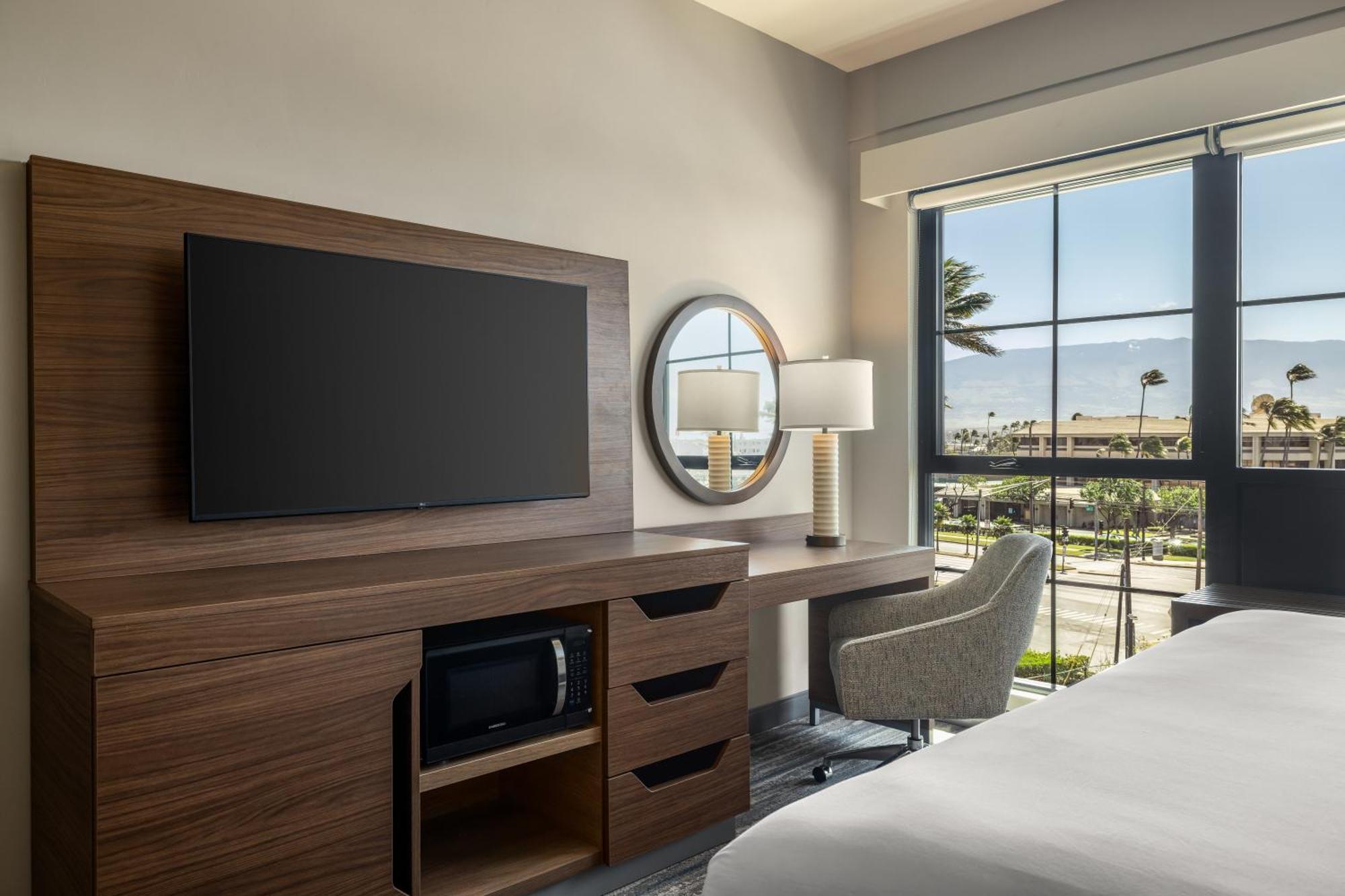 Hampton Inn & Suites Maui North Shore 卡胡卢伊 外观 照片